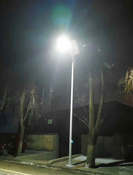 积石山县加查太阳能路灯项目