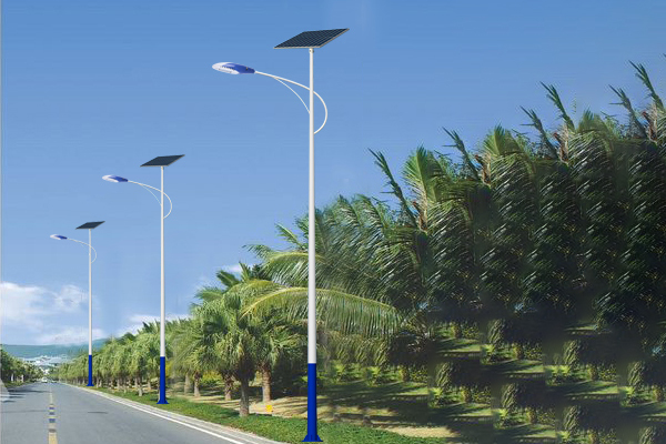 加查太阳能路灯