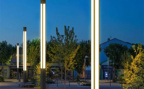 太阳能加查景观灯定制常见问题与解决方案