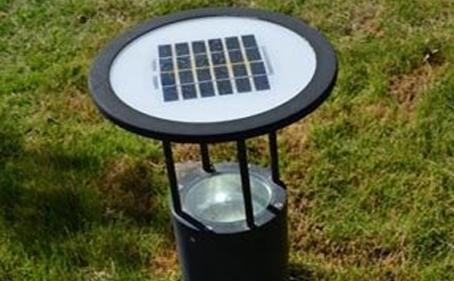 别墅庭院氛围营造：加查草坪灯选型与布光技巧