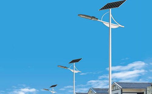 加查太阳能路灯安装步骤与接线要点解析