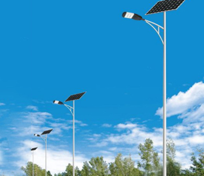 加查太阳能路灯维护时，这些细节别忽略！